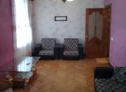 İcarəyə verilir 2 otaqlı 60 m2 köhnə tikili Qara Qarayev m.