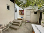 Satılır 5 otaqlı 110 m2 həyət evi Şah İsmayıl Xətai m.