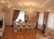 Satılır 4 otaqlı 225 m2 yeni tikili Nəriman Nərimanov m.