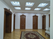 İcarəyə verilir 3 otaqlı 170 m2 yeni tikili Gənclik m.