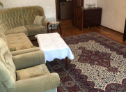 İcarəyə verilir 2 otaqlı 65 m2 köhnə tikili Qara Qarayev m.