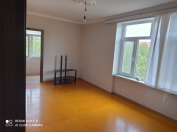 Satılır 2 otaqlı 50 m2 köhnə tikili Bakıxanov