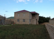 Satılır 5 otaqlı 200 m2 həyət evi Ramana