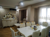 Satılır 3 otaqlı 97 m2 yeni tikili İnşaatçılar m.