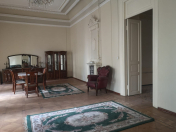 İcarəyə verilir 3 otaqlı 180 m2 köhnə tikili Sahil m.