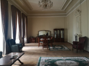 İcarəyə verilir 3 otaqlı 178 m2 köhnə tikili Sahil m.