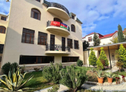 Satılır 6 otaqlı 646 m2 villa Həzi Aslanov