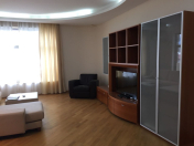 Satılır 3 otaqlı 175 m2 yeni tikili Nizami m.