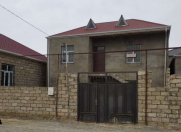 Satılır 5 otaqlı 2 m2 həyət evi Ramana