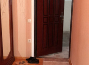 Satılır 3 otaqlı 70 m2 köhnə tikili 8 mkr