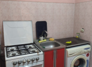 İcarəyə verilir 3 otaqlı 67 m2 köhnə tikili Gənclik m.