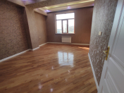 Satılır 3 otaqlı 96 m2 yeni tikili 5 mkr