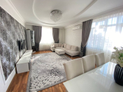 Satılır 3 otaqlı 140 m2 yeni tikili 8 mkr