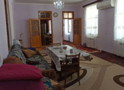 Satılır 4 otaqlı 170 m2 həyət evi Binə