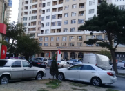 Satılır 3 otaqlı 63 m2 köhnə tikili Elmlər Akademiyası m.