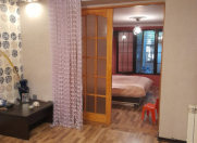 Satılır 3 otaqlı 90 m2 köhnə tikili Musabəyov parkı