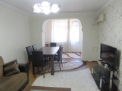 Satılır 3 otaqlı 65 m2 köhnə tikili Elmlər Akademiyası m.