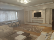 İcarəyə verilir 3 otaqlı 155 m2 yeni tikili Babək Plaza