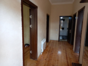 Satılır 3 otaqlı 100 m2 həyət evi Gənclər və İdman Nazirliyi
