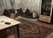 Satılır 4 otaqlı 104 m2 köhnə tikili Maliyyə Nazirliyi