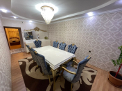 Satılır 5 otaqlı 110 m2 köhnə tikili Həzi Aslanov m.