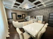 Satılır 4 otaqlı 159 m2 yeni tikili İnşaatçılar m.