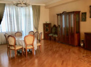 Satılır 4 otaqlı 170 m2 yeni tikili 8 mkr