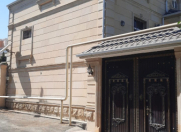 İcarəyə verilir 5 otaqlı 300 m2 həyət evi Yasamal r.
