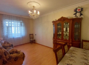 Satılır 4 otaqlı 110 m2 köhnə tikili Yeni Yasamal