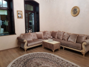 Satılır 4 otaqlı 130 m2 köhnə tikili 28 May m.