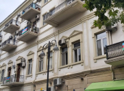 Satılır 3 otaqlı 70 m2 köhnə tikili Fəvvarələr meydanı