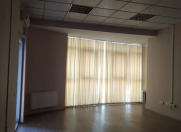 İcarəyə verilir 4 otaqlı 165 m2 ofis 28 May m.