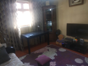 Satılır 4 otaqlı 75 m2 köhnə tikili Azneft meydanı