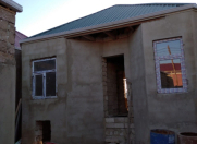 Satılır 3 otaqlı 100 m2 həyət evi Binə