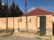 Satılır 3 otaqlı 2.2 m2 həyət evi Atyalı