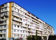 Satılır 2 otaqlı 60 m2 köhnə tikili 8 km