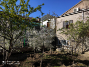 Satılır 7 otaqlı 300 m2 həyət evi Əmircan