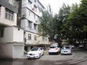 Satılır 1 otaqlı 35 m2 köhnə tikili 28 May m.