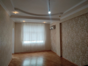 Satılır 3 otaqlı 73 m2 yeni tikili Xırdalan