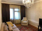 Satılır 3 otaqlı 85 m2 köhnə tikili Bakıxanov