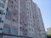 Satılır 4 otaqlı 164 m2 yeni tikili Elmlər Akademiyası m.