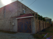 Satılır 7 otaqlı 200 m2 həyət evi Binə