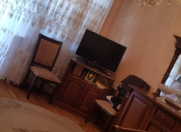 Satılır 3 otaqlı 90 m2 köhnə tikili Qara Qarayev m.