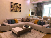 Satılır 3 otaqlı 105 m2 yeni tikili 28 May m.