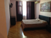 Satılır 3 otaqlı 140 m2 yeni tikili 28 May m.