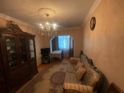 Satılır 2 otaqlı 60 m2 köhnə tikili Həzi Aslanov