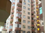 Satılır 4 otaqlı 131 m2 yeni tikili İnşaatçılar m.