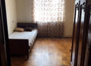 İcarəyə verilir 3 otaqlı 90 m2 köhnə tikili Nəriman Nərimanov m.