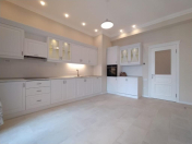 Satılır 2 otaqlı 82 m2 yeni tikili Ağ şəhər