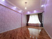 Satılır 2 otaqlı 94 m2 yeni tikili 28 May m.